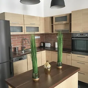 Gozsdu Entertainment District Apartamento Budapest